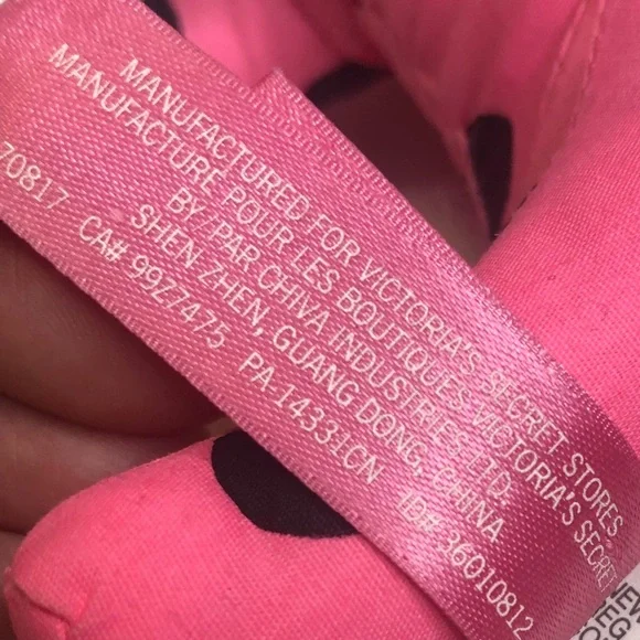 PINK VICTORIA’S SECRET Collectible Dog Stuffed Animal Plush Pink Silver Black - Picture 13 of 16